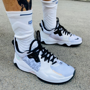 Alternative view of Giày Nike PG 5 'White Black' CW3143-100