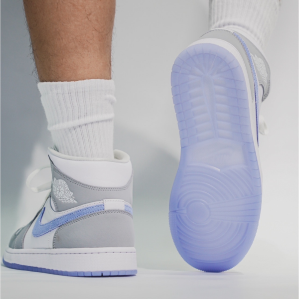 Giày Nike Wmns Air Jordan 1 Mid 'Grey Blue' BQ6472-105 - Ảnh 6