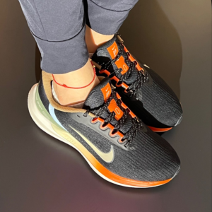 Giay Nike Air Winflo 9 'Black Green Safety Orange' DX6040-071