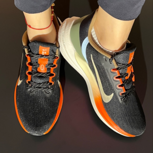 Giay Nike Air Winflo 9 'Black Green Safety Orange' DX6040-071