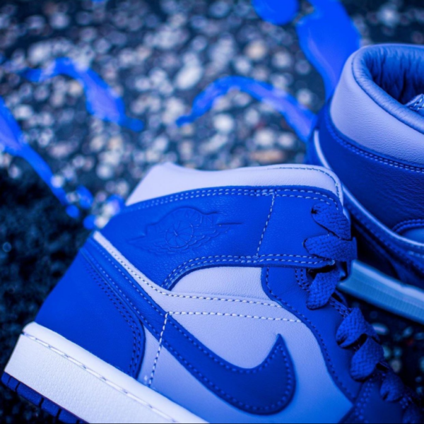 Giày Nike Air Jordan 1 Mid 'Appears In Georgetown Colors' DH7821-500 - Ảnh 5