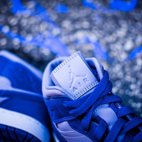 Giày Nike Air Jordan 1 Mid 'Appears In Georgetown Colors' DH7821-500 - Ảnh 3