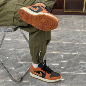 Giay Nike Air Jordan 1 Low 'Sport Spice Black' DV1299-800