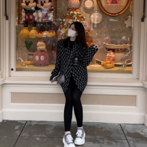 Alternative view of Giày Alexander McQueen Tread Slick Lace Up 'Black White' 652757-W4PE1-1071