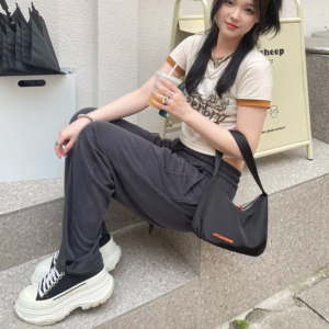 Alternative view of Giày Alexander Mc.Queen Tread Slick 'Black White'