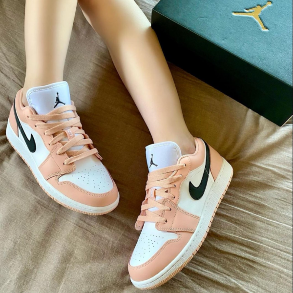 Giày Nike Air Jordan 1 Low GS 'Light Arctic Pink' 553560-800 - Ảnh 4