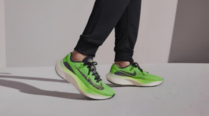 Giay Nike Zoom Fly 5 'Ekiden Scream Green' DZ4783-304