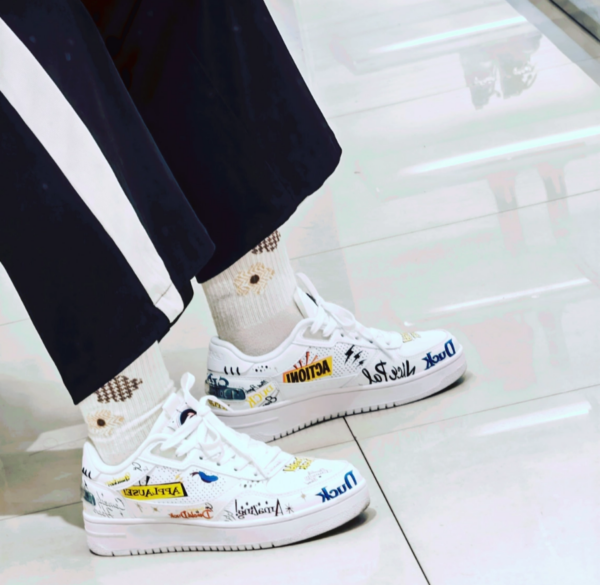 Giày Lining Wmns x Disney 'Multi Color' AGCS146-4 - Ảnh 4