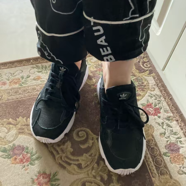 Giày Adidas Falcon Core Black Cloud White B28129 - Ảnh 5