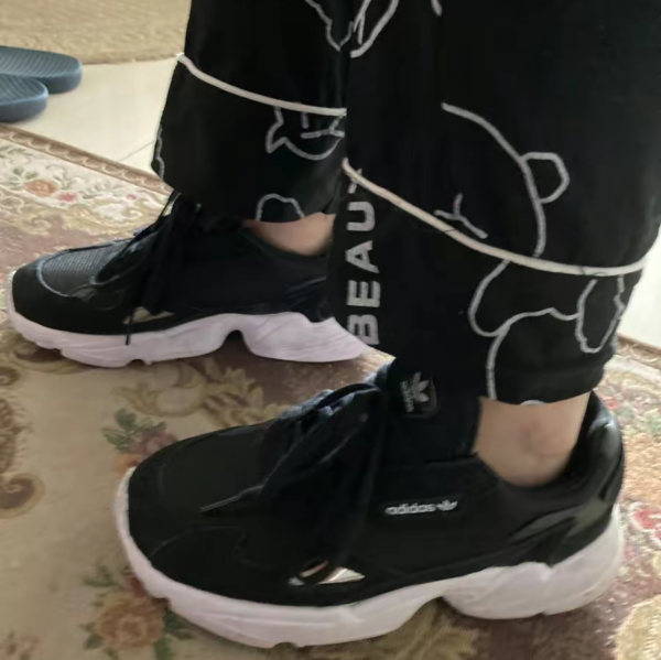 Giày Adidas Falcon Core Black Cloud White B28129 - Ảnh 6