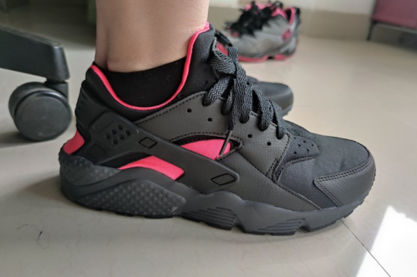 Giày Nike Air Huarache 'Coral Black' 318429-055 - Ảnh 2