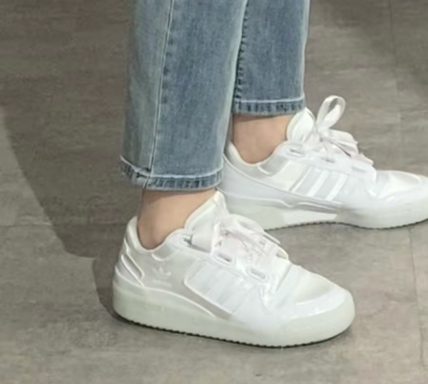 Giày Adidas Forum Satin Low J 'Triple White' H68194 - Ảnh 2