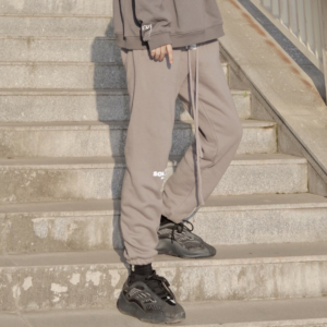 Alternative view of Giày Adidas Yeezy 700 V3 'Clay Brown' GY0189