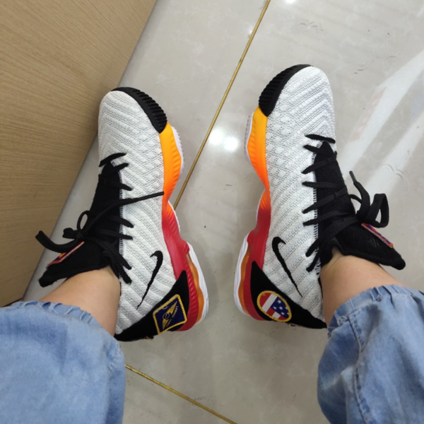 Giày Nike LeBron 16 GS 'Space Travel' AQ2465-188 - Ảnh 2