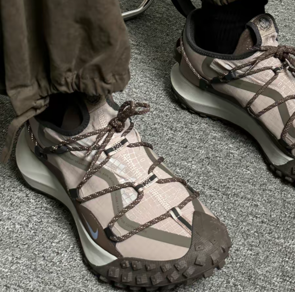 Giày Nike ACG Mountain Fly Low 'Ironstone' DQ1979-001 - Ảnh 8