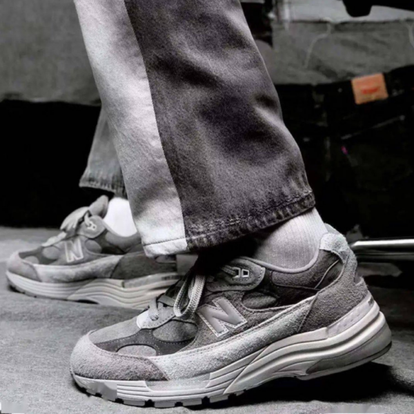 Giày New Balance Levi’s x 992 'Grey Denim' M992LV - Ảnh 2