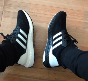 Alternative view of Giày Adidas UltraBoost 4.0 'Orca' G28965