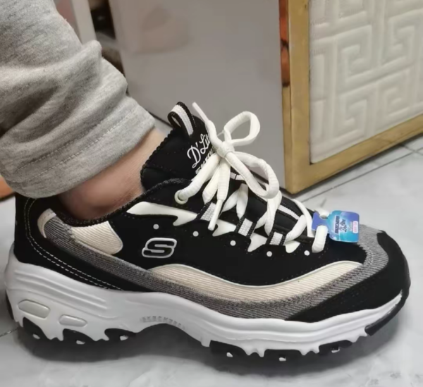 Giày Skechers D'Lites 1.0 Milk Tea Bear Corduroy 'Black White' 149906-BKNT - Ảnh 2