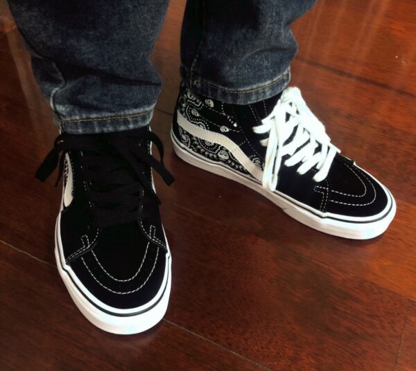 Giày Vans Sk8-Hi 'Bandana Black' VN0A32QGD9S - Ảnh 2