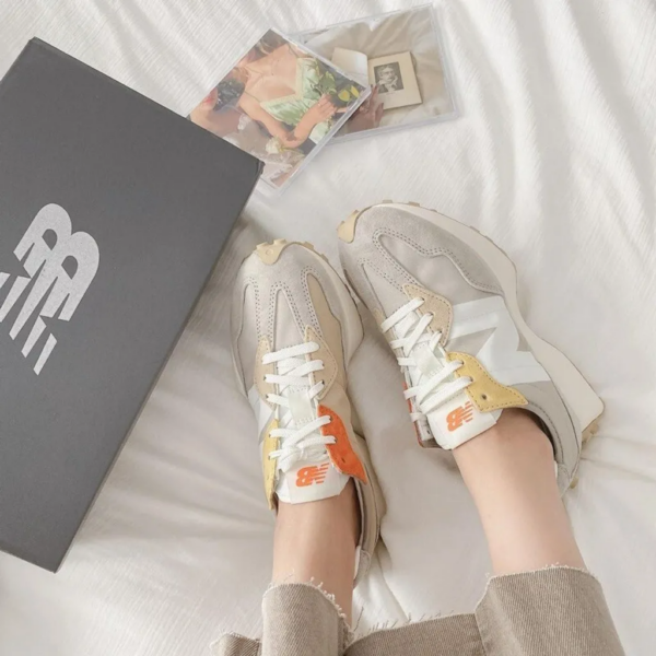 Giày New Balance Wmns 327 'Light Grey' WS327MS - Ảnh 2