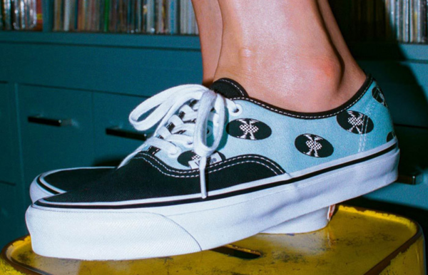 Giày Vans Wacko Maria x Authentic LX 'Records Baby Blue' VN0A4BV95911 - Ảnh 2