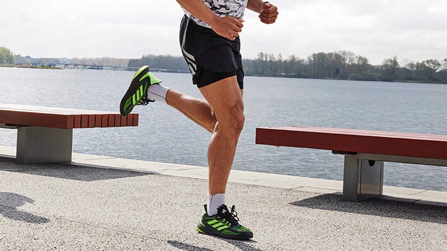 Hinh anh 3: Mot ki nguyen moi cua Adidas mang ten 4DFWD "Signal Green"