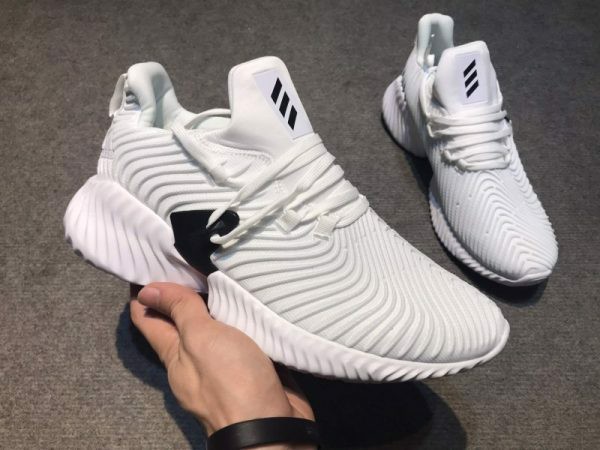 adidas-alphabounce-instinct-va-alphabounce-beyond-dau-la-su-lua-chon-hoan-hao-cho-ban