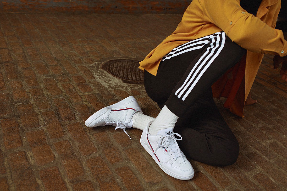 Hinh anh 5: Adidas Continental 80 don gian nhung van noi bat giua mot bien cua chu nghia toi da