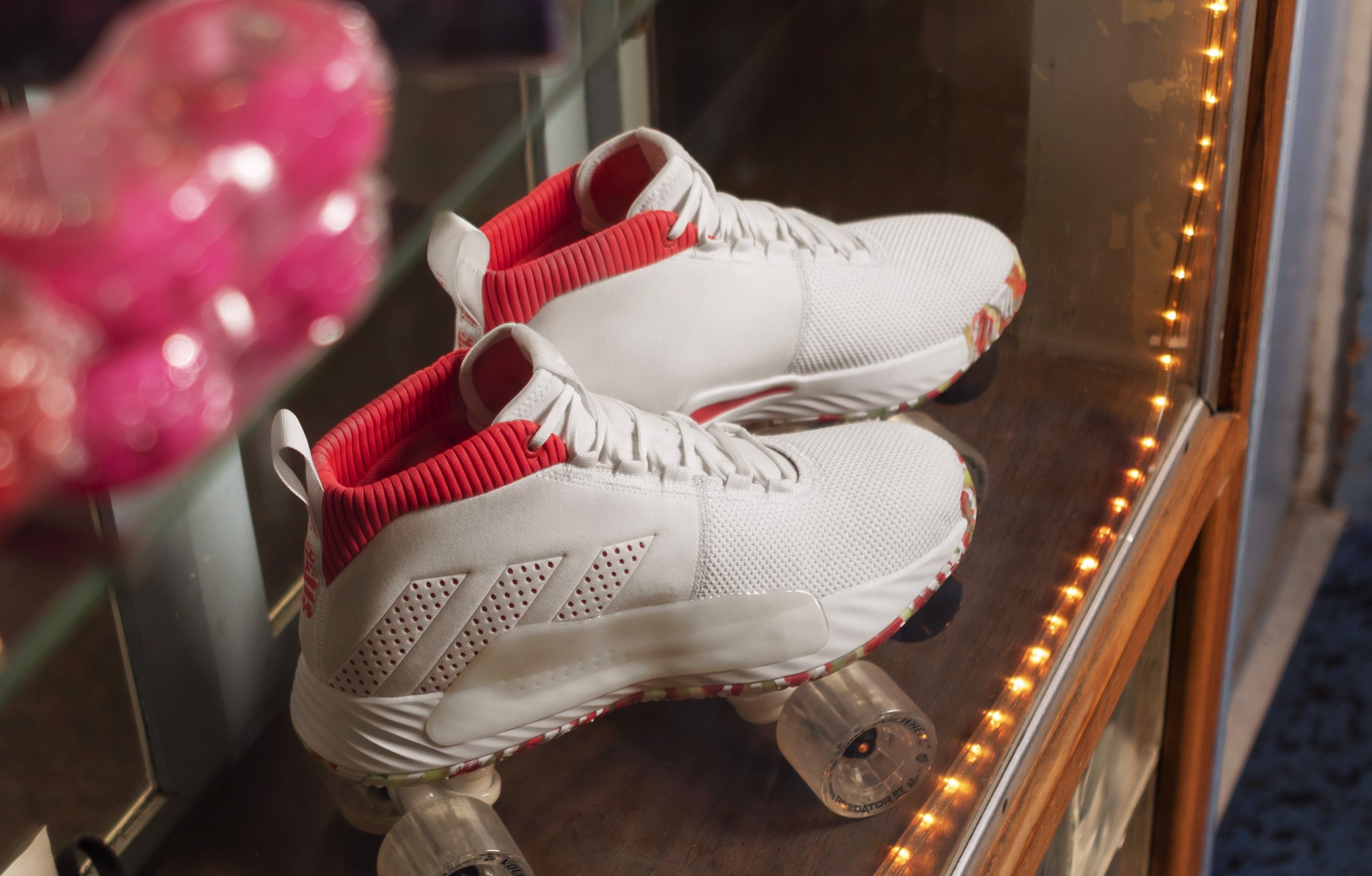 9-li-do-nen-hay-khong-nen-so-huu-mot-doi-adidas-dame-5