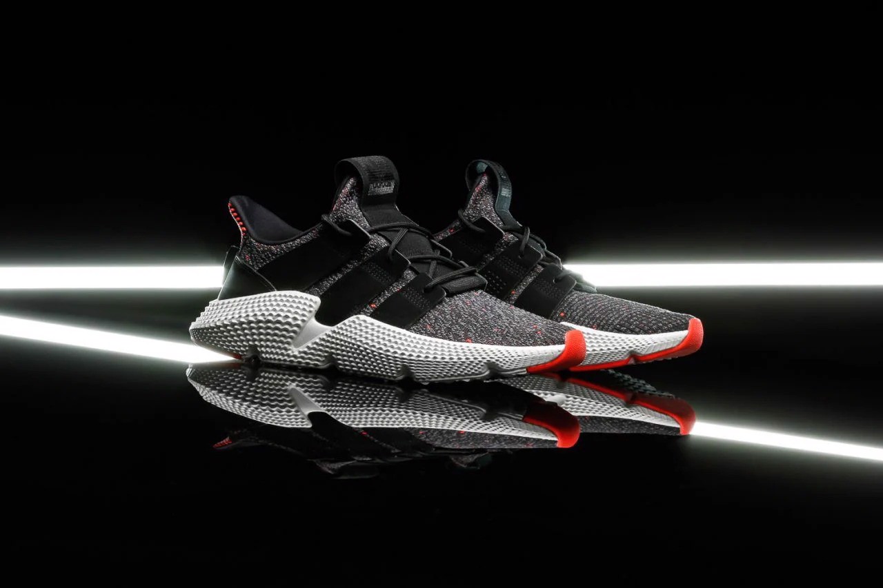 Đôi giày Adidas Prophere đã trở thành tâm điểm chú ý của giới trẻ như thế nào? Hinh anh 5: Doi giay Adidas Prophere da tro thanh tam diem chu y cua gioi tre nhu the nao?