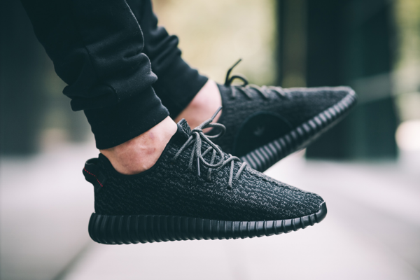 Giày Adidas Yeezy Boost 350 'Pirate Black' BB5350 - Ảnh 5