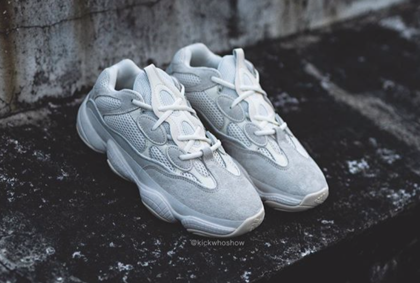 review-giay-adidas-yeezy-500-bone-white-co-dang-mua-hay-khong