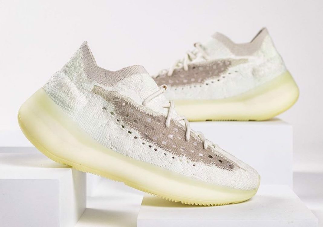 Đã quá muộn để sở hữu một đôi Adidas Yeezy 380 "Calcite Glow"? Hinh anh 3: Da qua muon de so huu mot doi Adidas Yeezy 380 "Calcite Glow"?