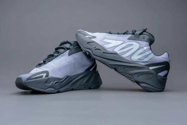 Giày Adidas Yeezy Boost 700 MNVN 'Geode' GW9526 - Ảnh 4