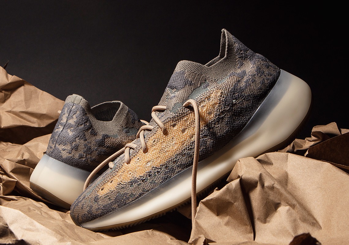 Hinh anh 4: Adidas yeezy Boost 380 Reflective co dang mua hay khong?