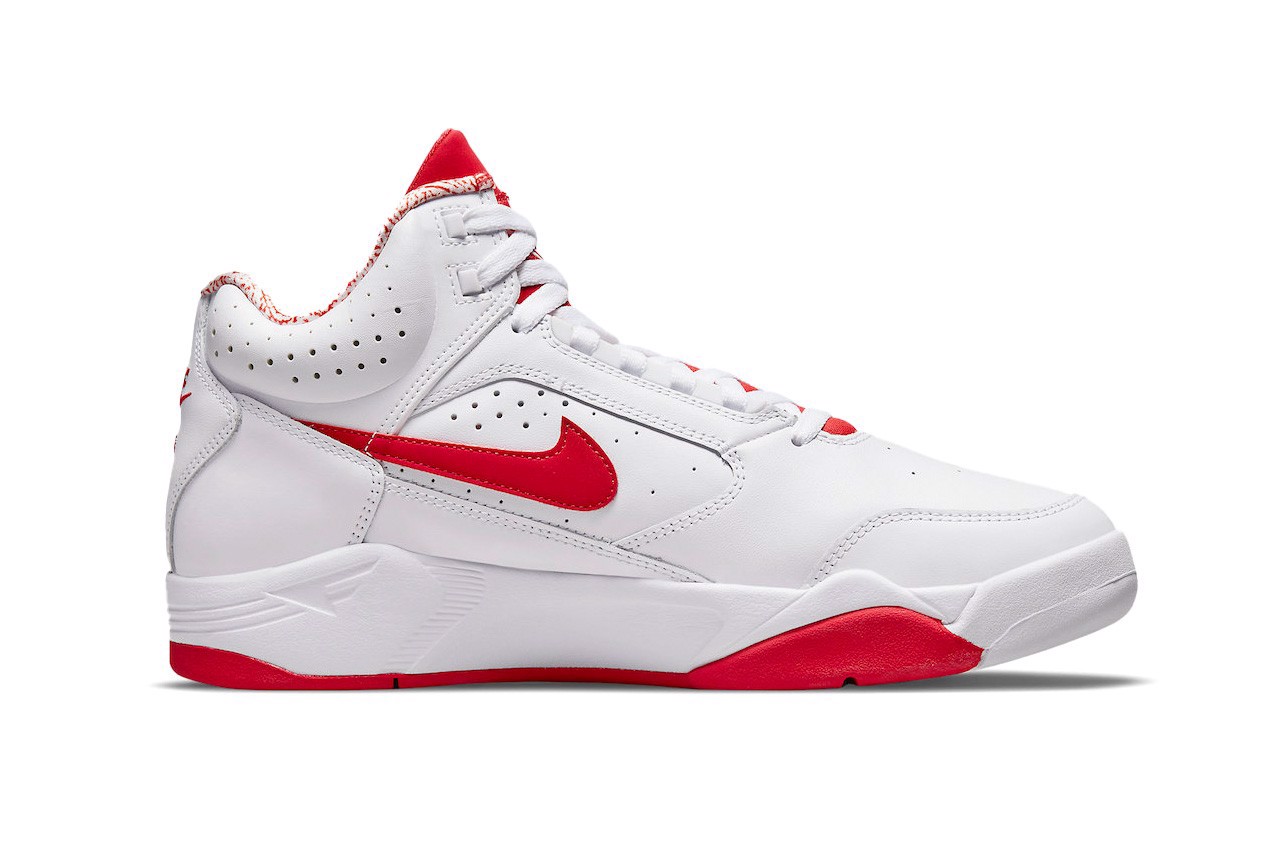 hinh-anh-chinh-thuc-ve-phien-ban-nike-air-flight-lite-mid-scottie-pip