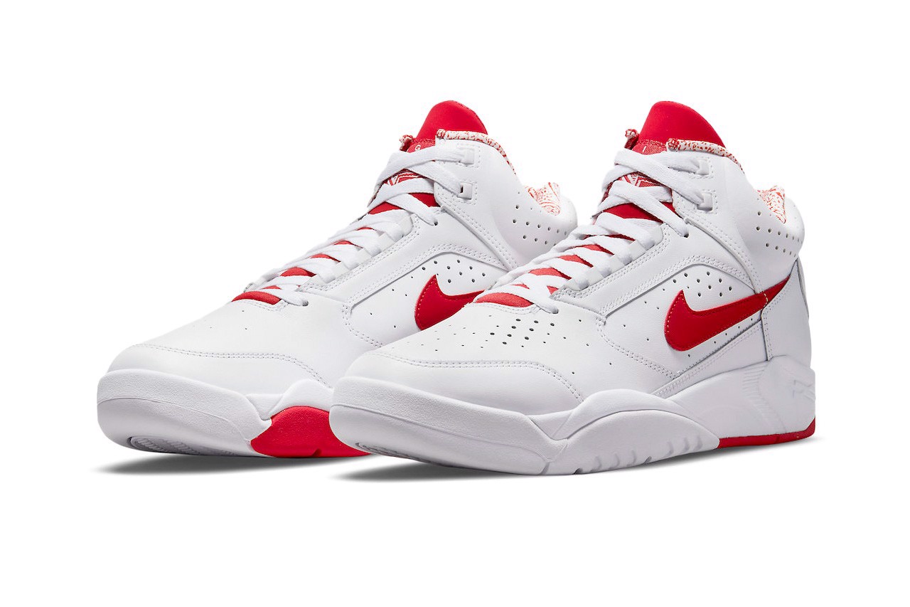 hinh-anh-chinh-thuc-ve-phien-ban-nike-air-flight-lite-mid-scottie-pip