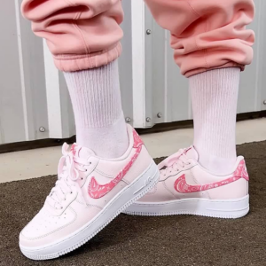Giay Nike Air Force 1 'Pink Paisley' FD1448-664