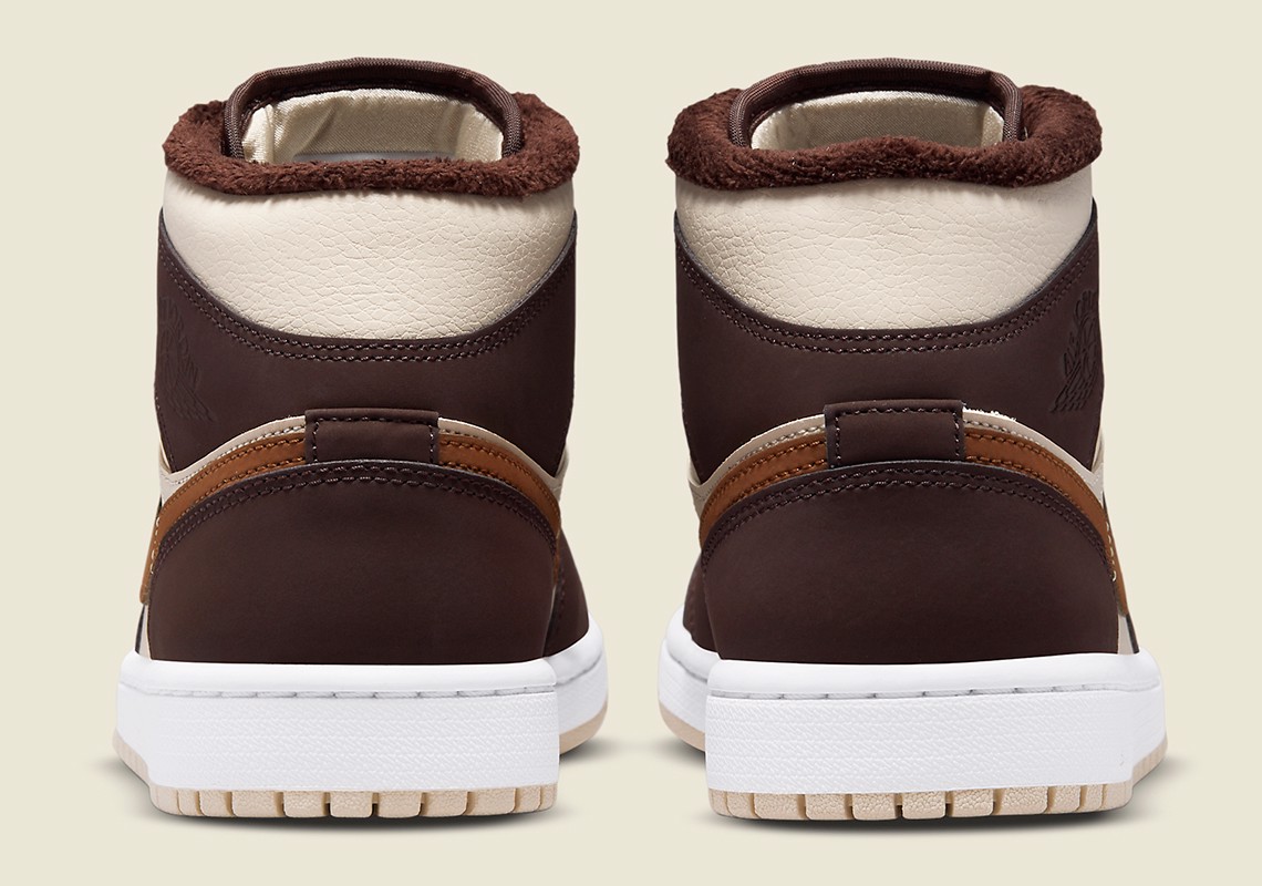 nhung-hinh-anh-chinh-thuc-ve-phien-ban-air-jordan-1-mid-archaeo-brown