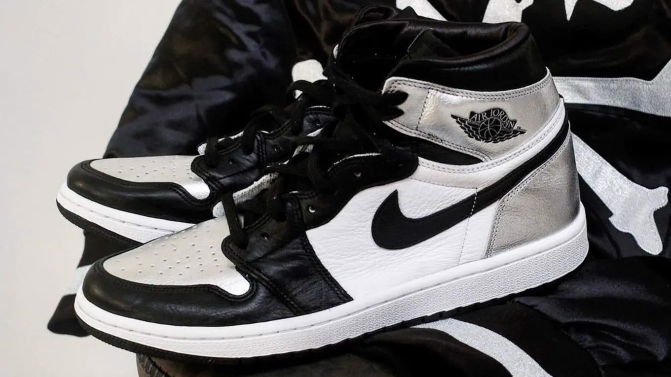 tong-hop-6-doi-sneakers-dang-chu-y-ra-mat-trong-thang-2-nam-2021