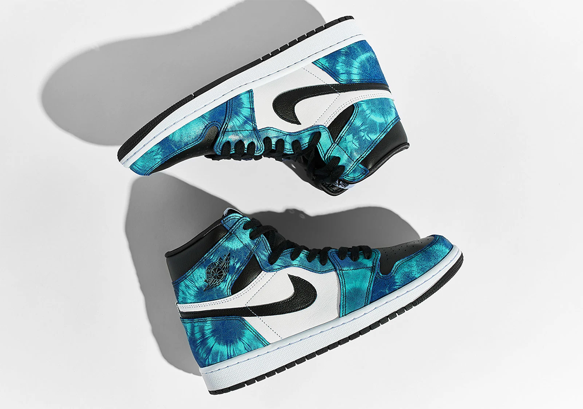 air-jordan-1-high-og-tie-dye-cu0450-100-se-ra-mat-trong-nam-nay