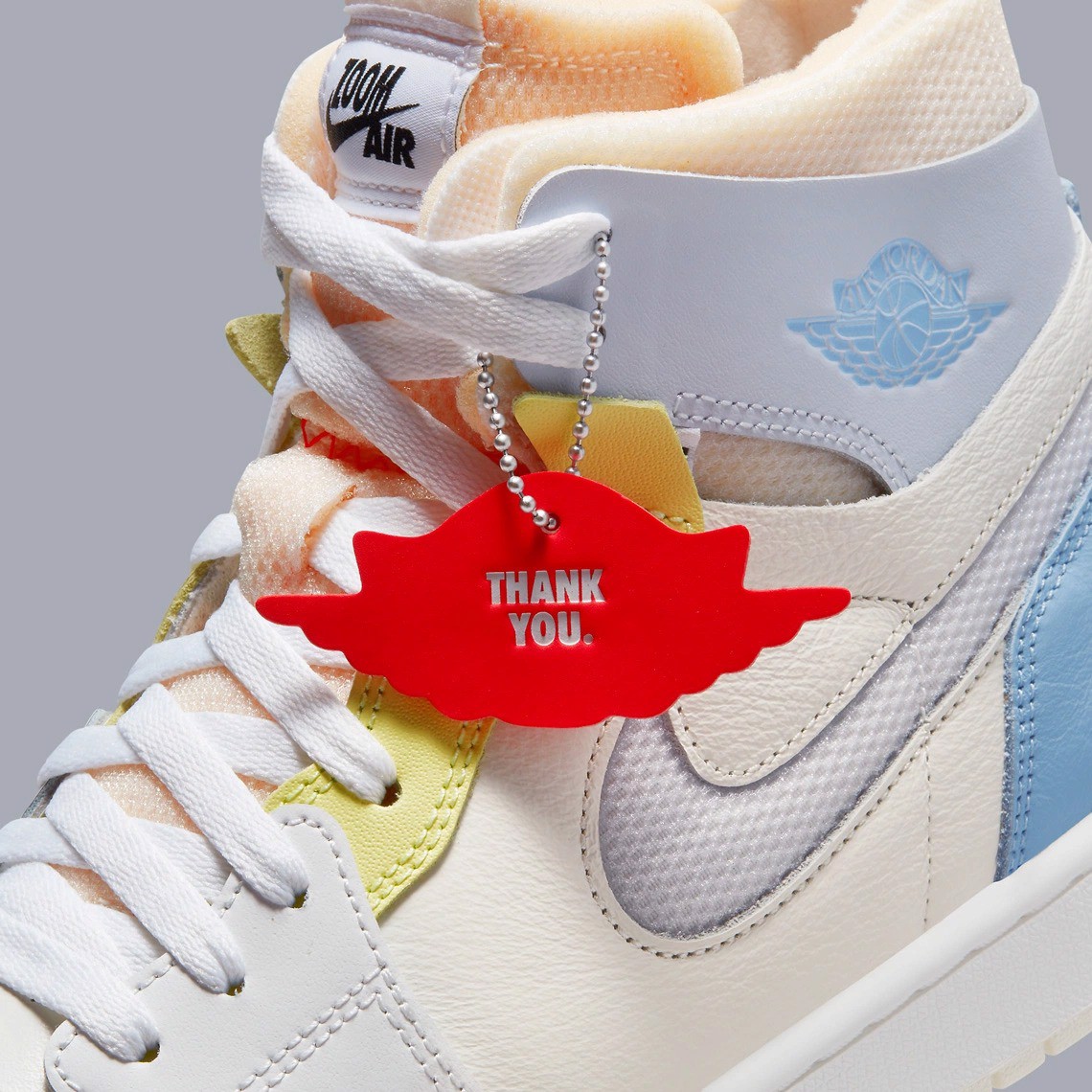 Hinh anh 3: Air Jordan 1 'To My First Coach' hoi tho mua xuan day tinh te