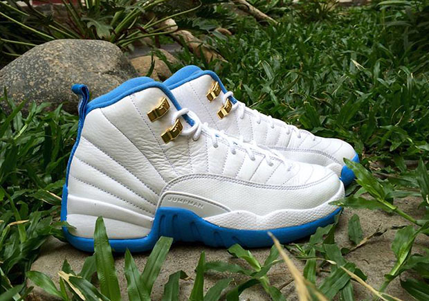 10-mau-giay-co-phoi-mau-university-blue-dep-nhat