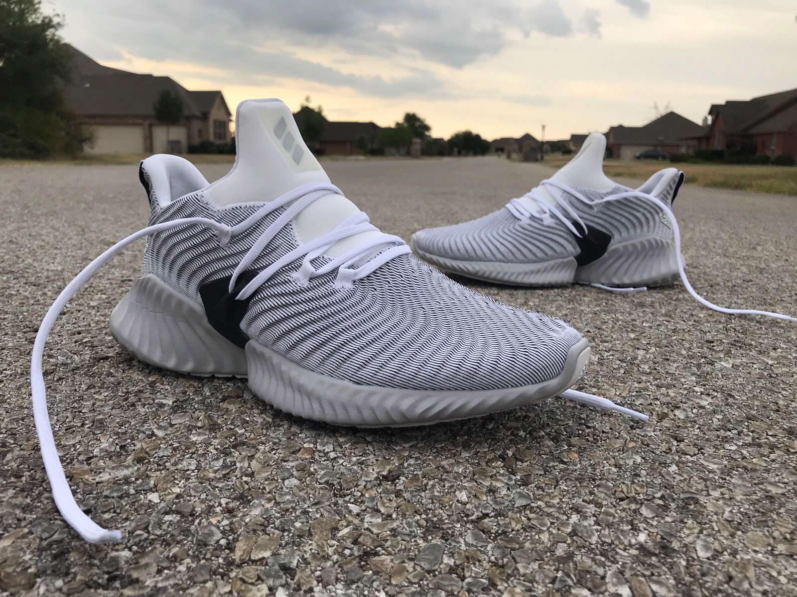 TỔNG HỢP CÁC ĐỜI ALPHABOUNCE MÀ CÓ THỂ BẠN CHƯA BIẾT HẾT