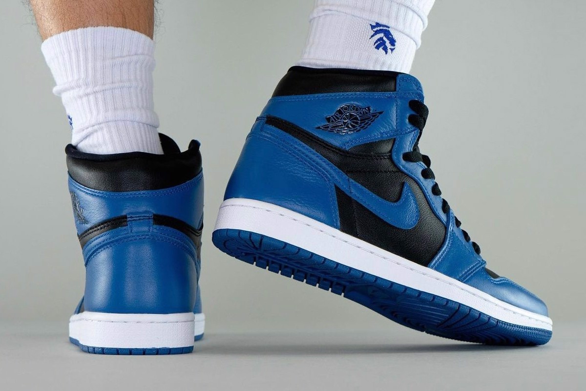 tren-chan-mau-air-jordan-1-high-og-dark-marina-blue