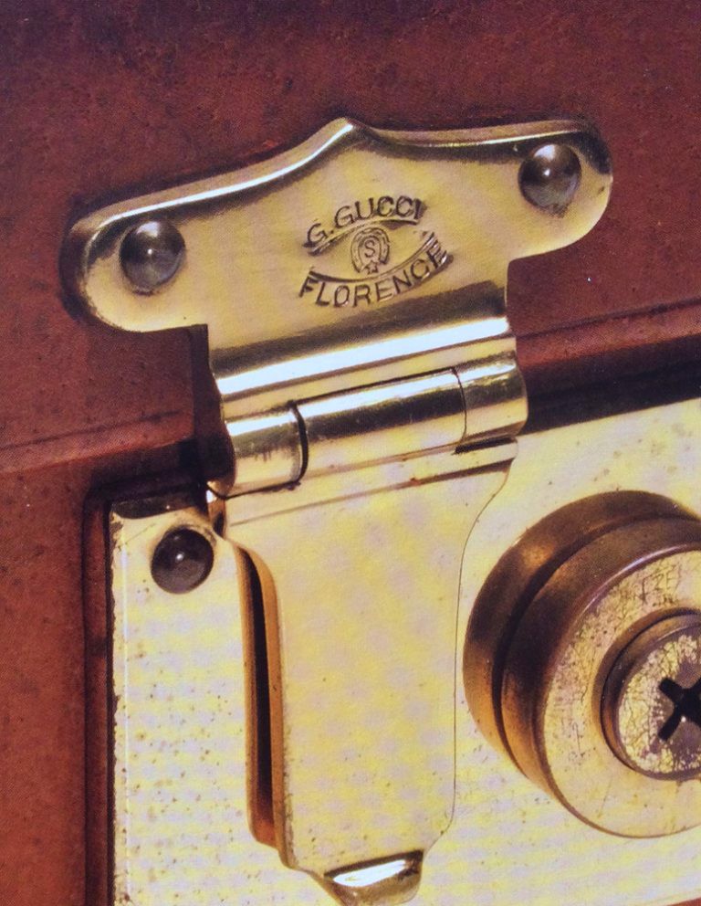 logomania:-lich-su-cua-logo-gucci