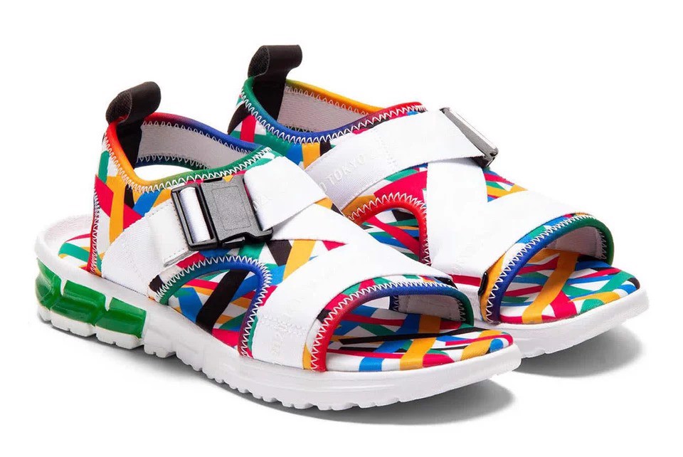 asics-da-sac-mau-trong-bo-suu-tap-multi-crossing