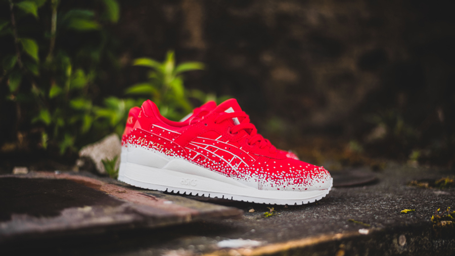 Top 10 đôi sneaker thú vị nhất mọi thời đại dành cho mùa Giáng Sinh Hinh anh 5: Top 10 doi sneaker thu vi nhat moi thoi dai danh cho mua Giang Sinh