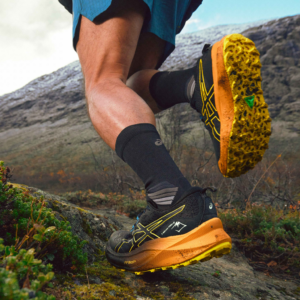 Giay Asics Trabuco Max 2 'Black' 1011B606-001