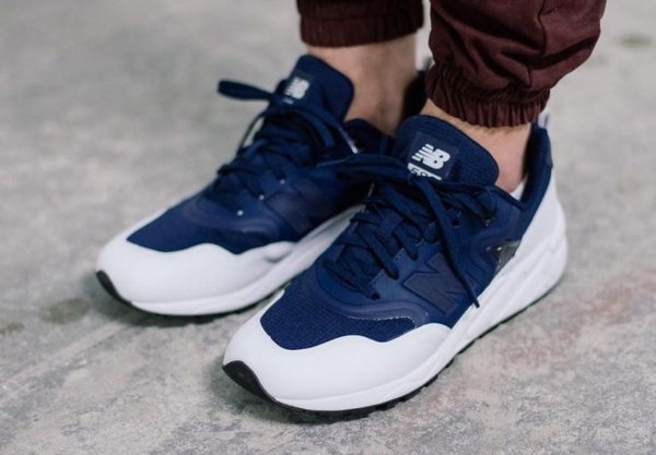 Giày New Balance 580 White Navy MRT580TH - Ảnh 2